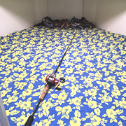 階段下のキャビン