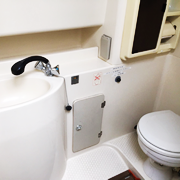 個室水洗トイレ